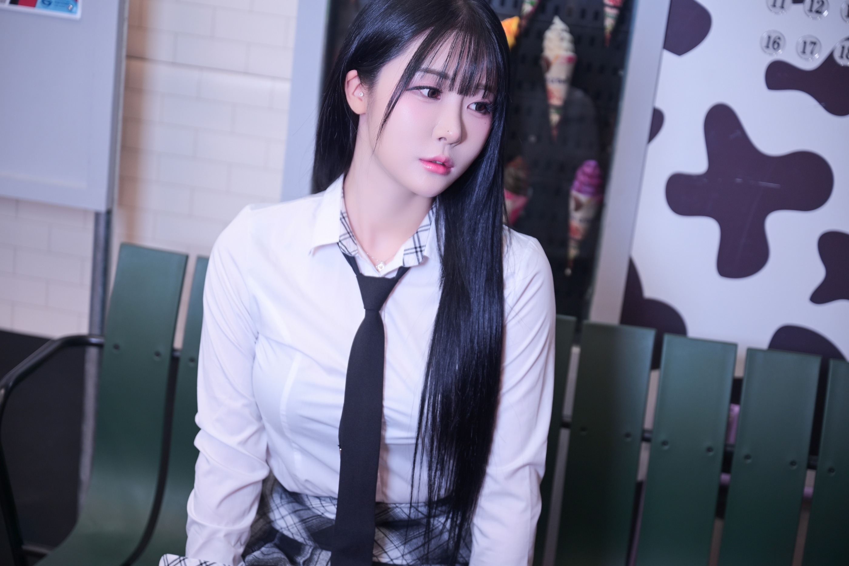 图片[1]-Bomi – NO.111 (보미) Schoolgirl In The Subway [101P]-XikXak